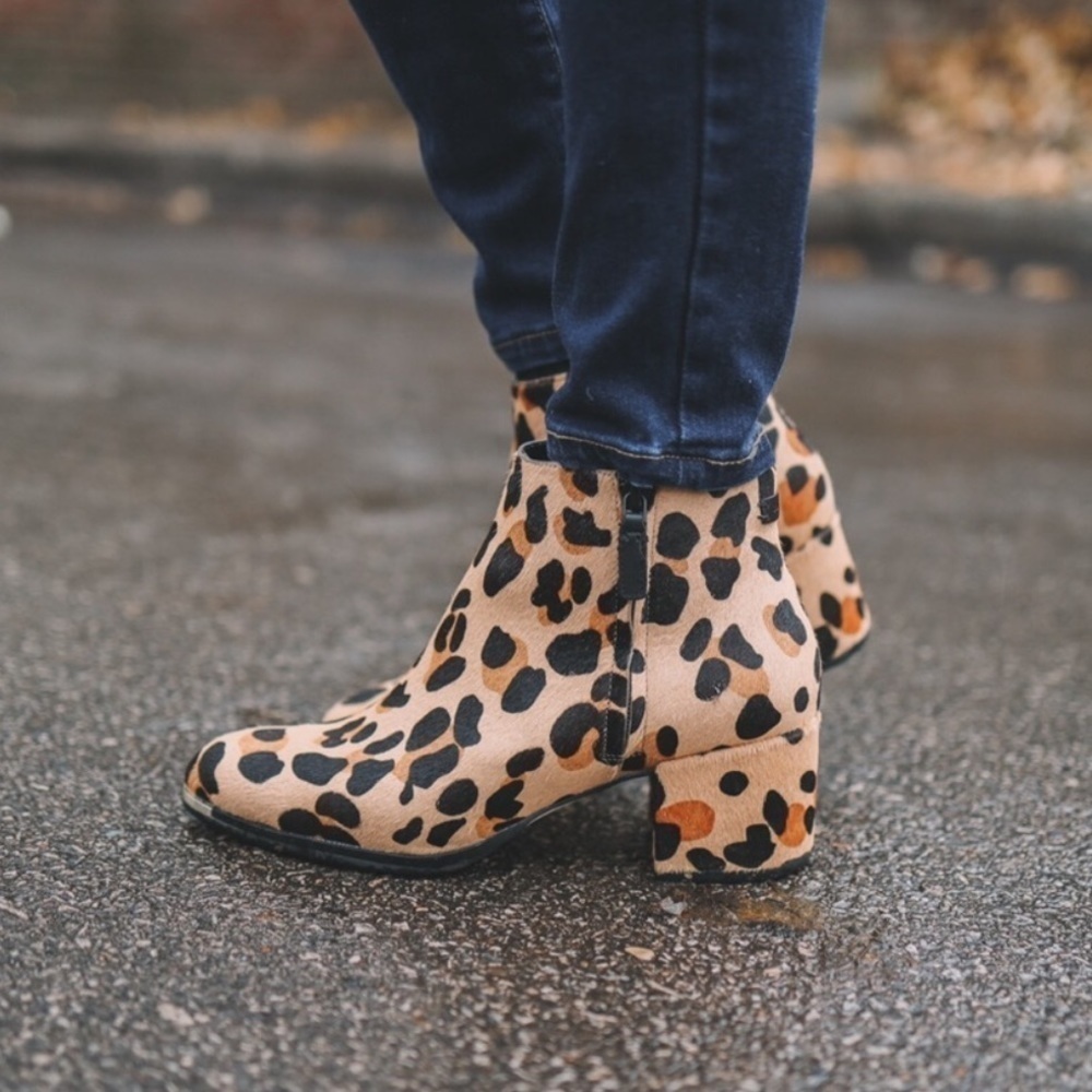 NIB Cole Haan leopard bootie 8